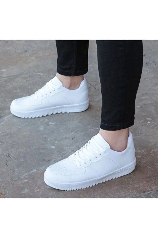 öz taha  Air Lace-up Sneaker