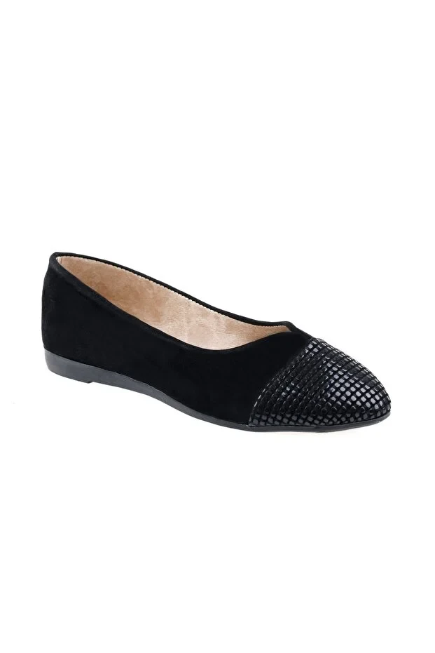 BOUTIQUE Black Velvet Women's Ballerinas